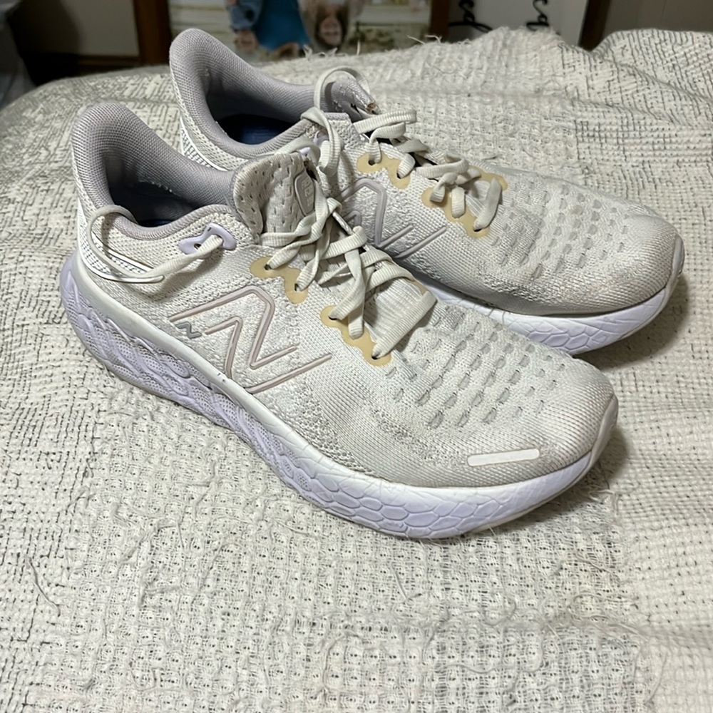 New Balance Fresh Foam 1080 women’s size 8